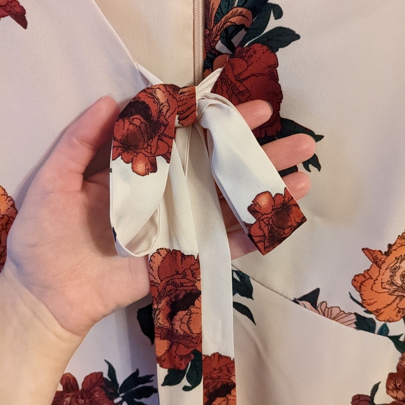 BB Dakota Floral Flowy Dress, Size 0 - Picture 2 of 5